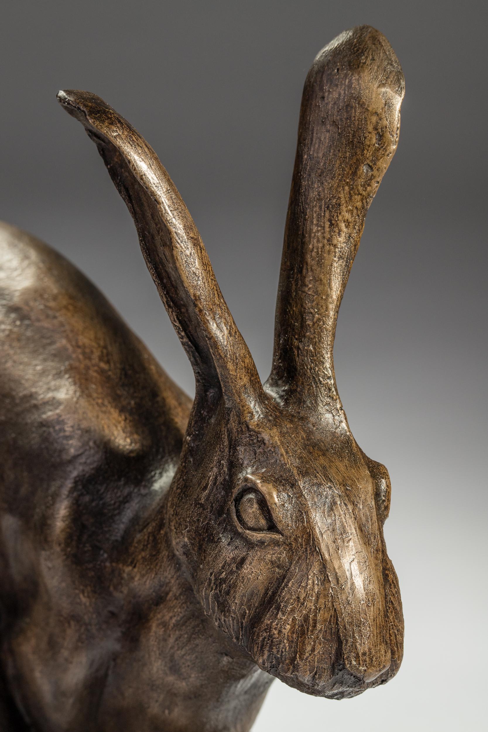 Sculpture in bronze resin. - image 2