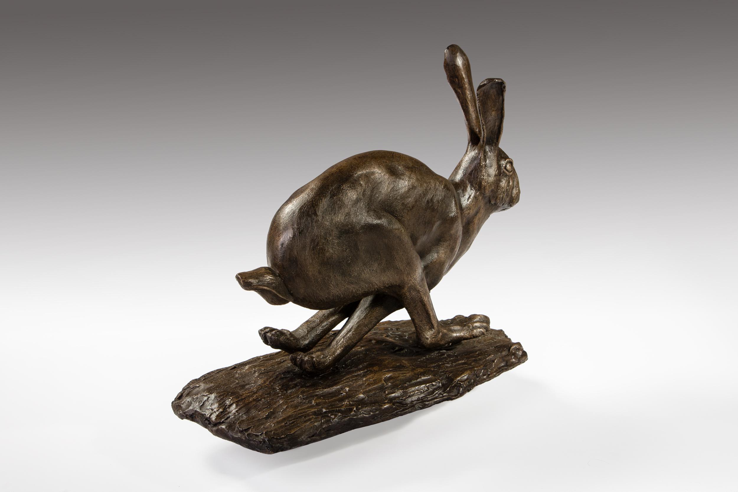 Sculpture in bronze resin. - image 3