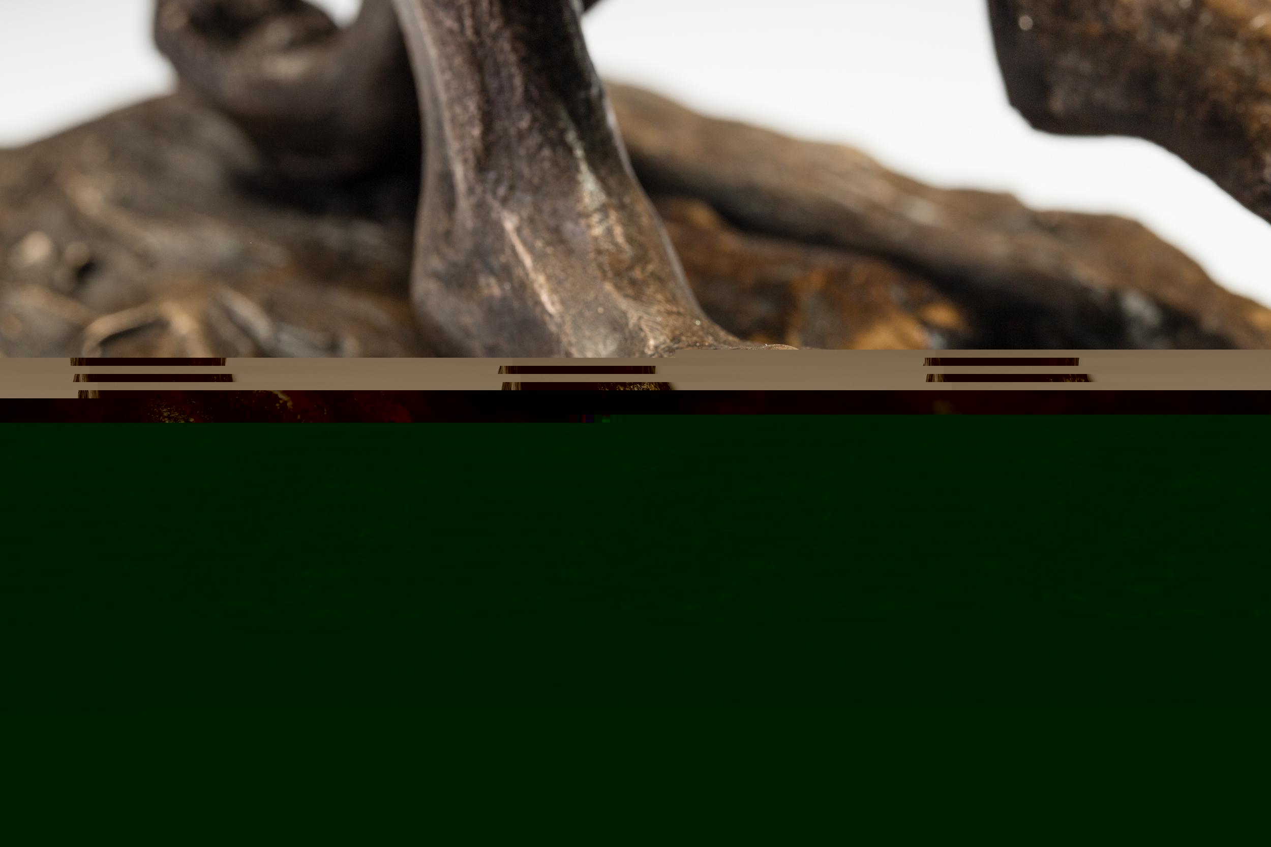 Sculpture in bronze resin. - image 5